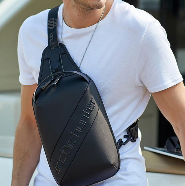 Nuevo Bolso de pecho para hombre, almacenamiento creativo, bandolera de hombro