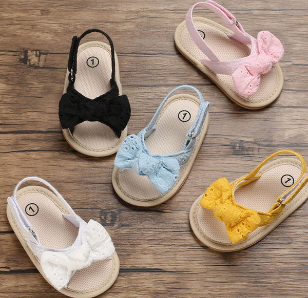 Zapatos para bebés de 0 a 1 años Sandalias con lazo en la parte inferior de goma