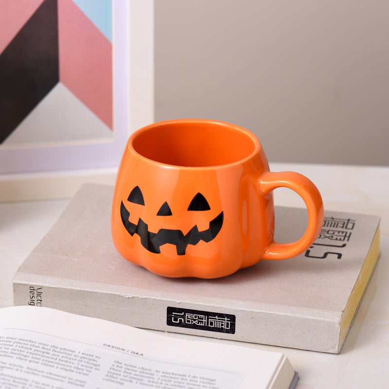 Taza de cerámica de oficina de Navidad de Halloween creativa