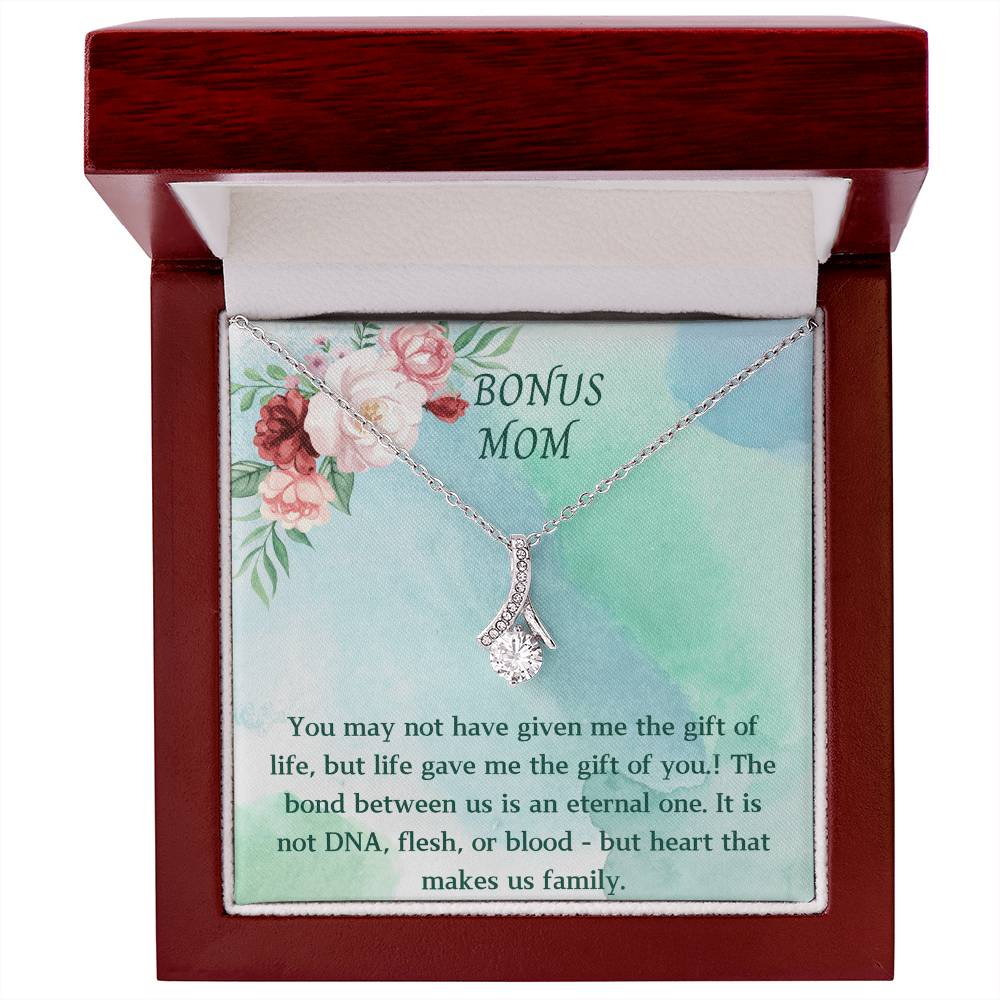 Bonus Mom #11 - Alluring Beauty Necklace