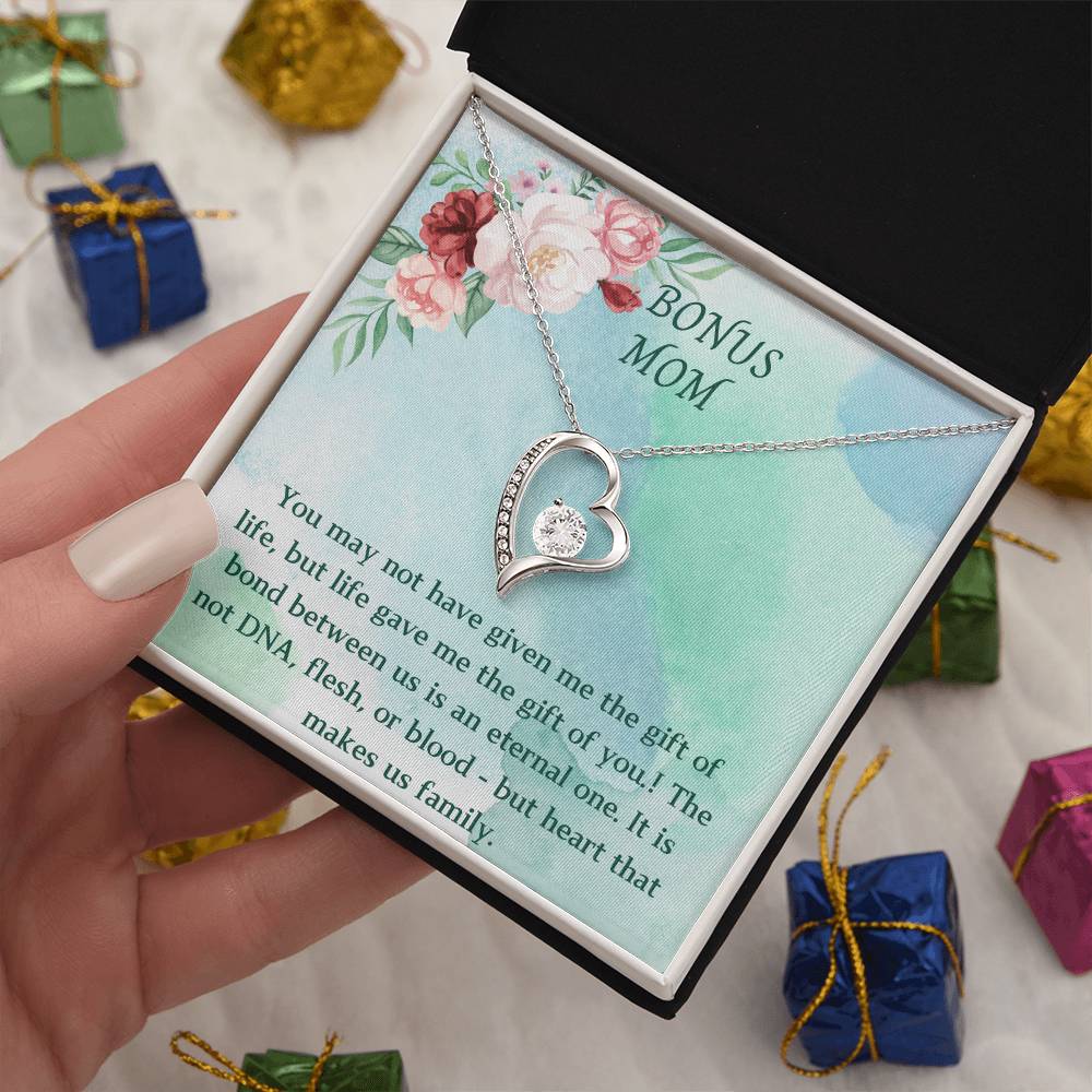 Bonus Mom #11 - Forever Love Necklace