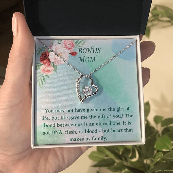 Bonus Mom #11 - Forever Love Necklace